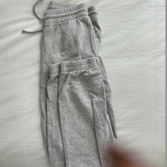 TNA Grey Sweats - Picture 4 of 4